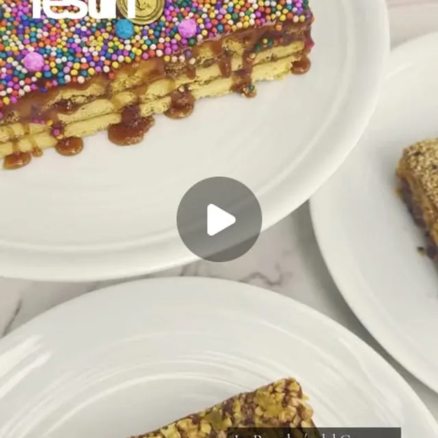 Octubre en Lima. No hay una sola casa que se resista a incluir un turrón en su alacena. Desde el siglo XVIII, este dulce es un emblema de...